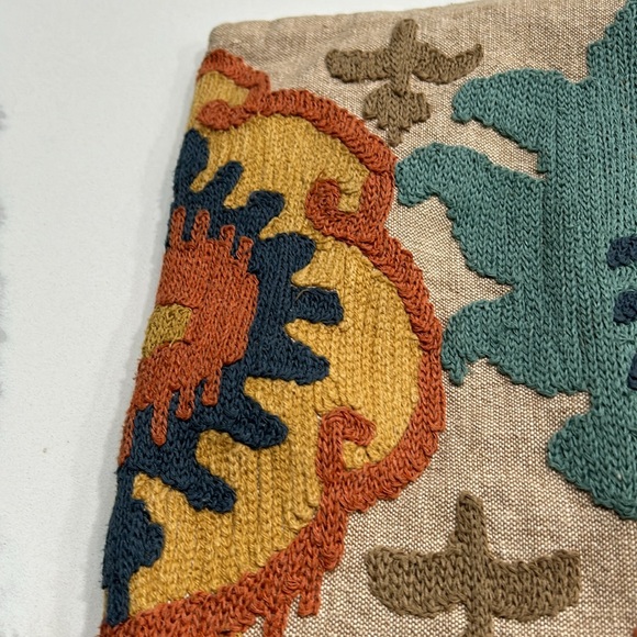 Pottery Barn pillow cover - Picture 9 of 9